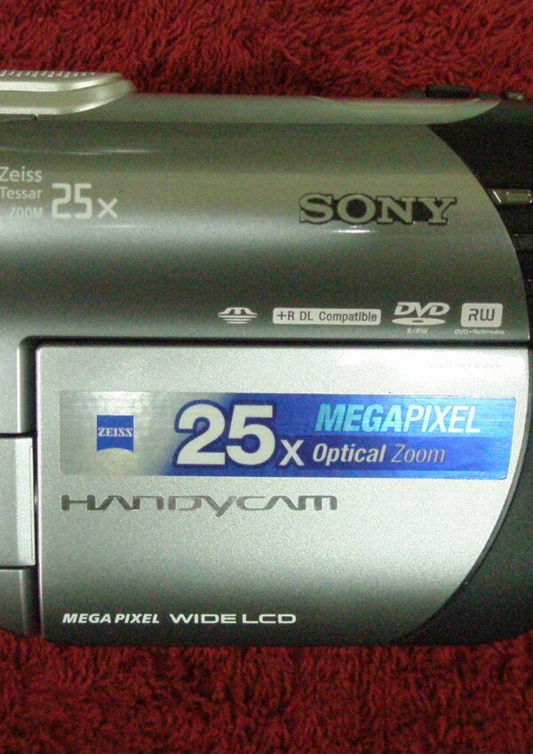 Βιντεοκάμερα Sony DCR-DVD306E