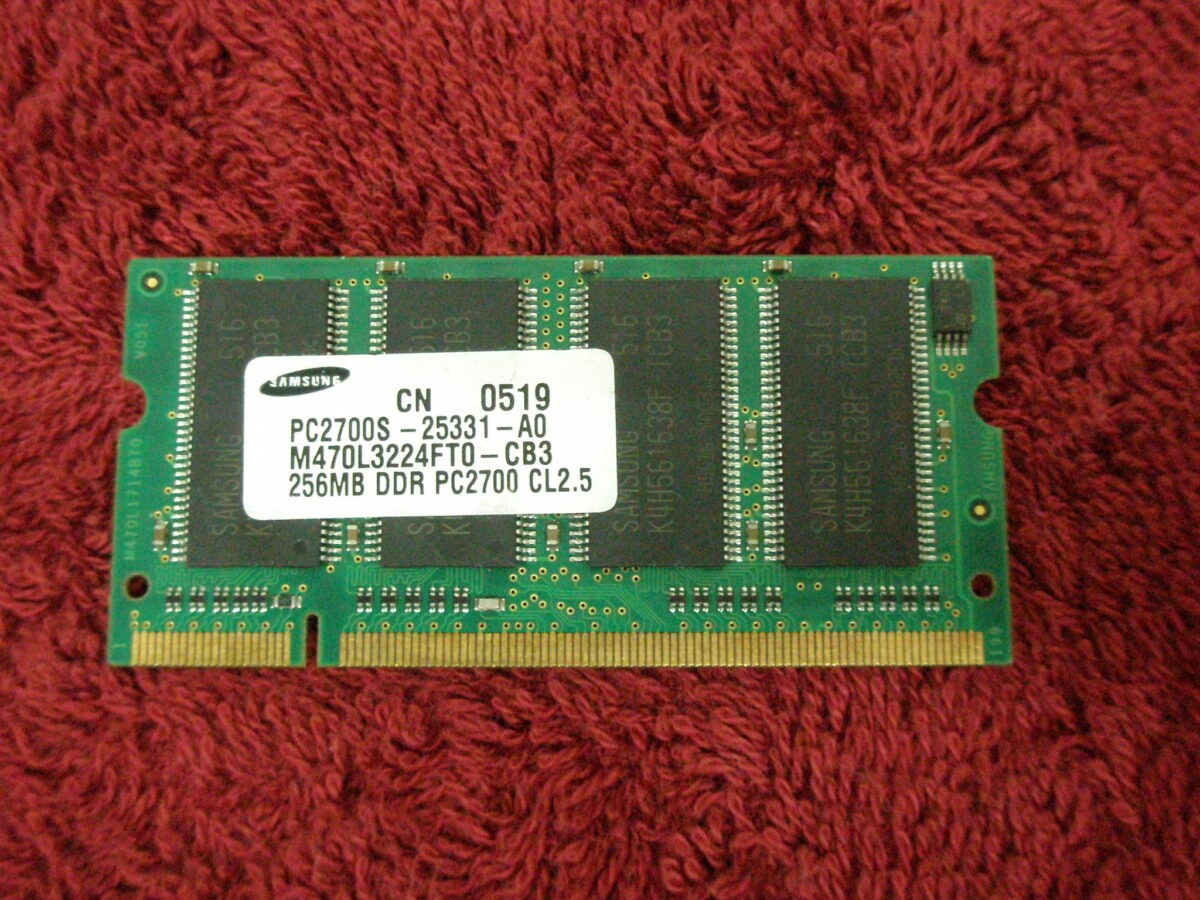SAMSUNG 256MB DDR PC2700 CL2.5 MEMORY M470L3224FT0-CB3
