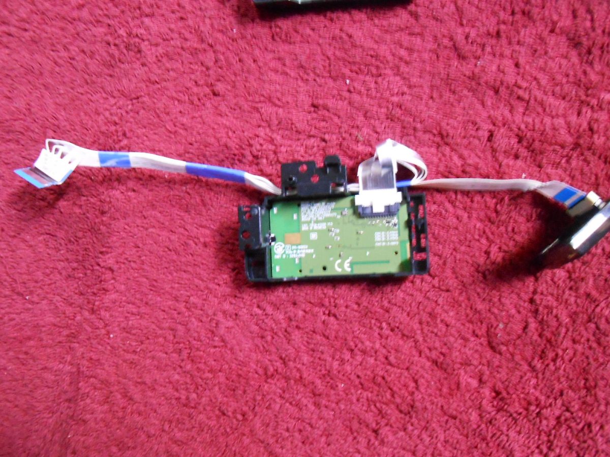 Πλακέτα LG LGSBWAC72 EAT63377302 Wireless Wifi Adapter Module WITH Power Button/IR Sensor Board EBR83592701 AND EAD63986803 LVDS CABLE