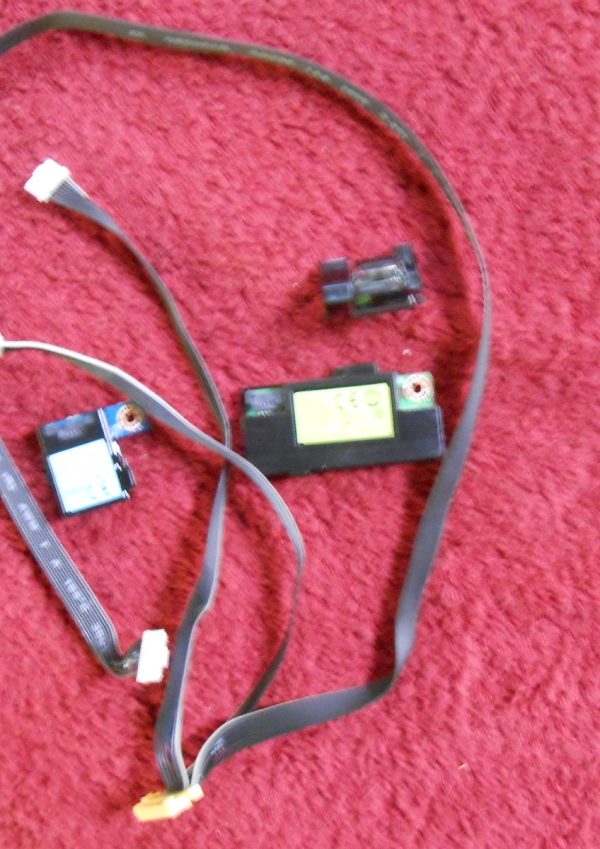 Πλακέτα BN41-02515A IR REMOTE CONTROL SENSOR AND BN59-01174D Wi-Fi WITH BN96-30218D Bluetooth Module FROM HG32EE690DB SAMSUNG